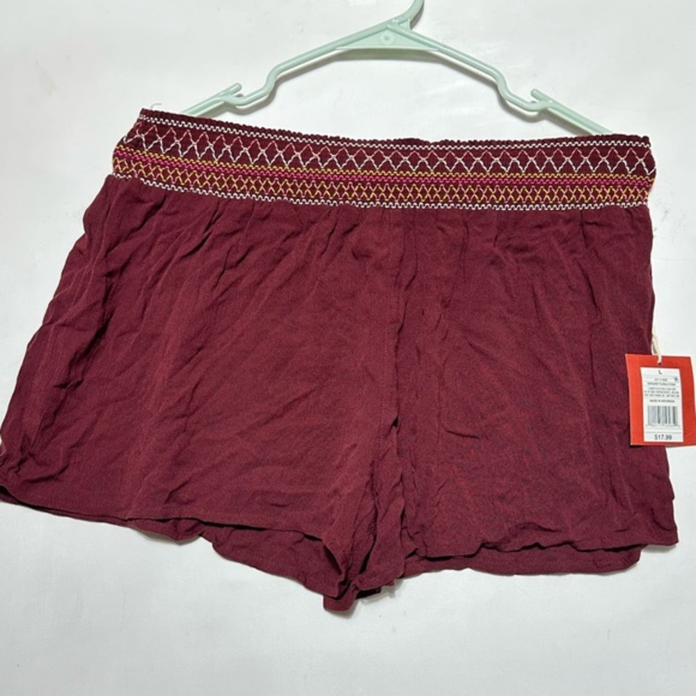 Burgundy Embroidered Casual Shorts